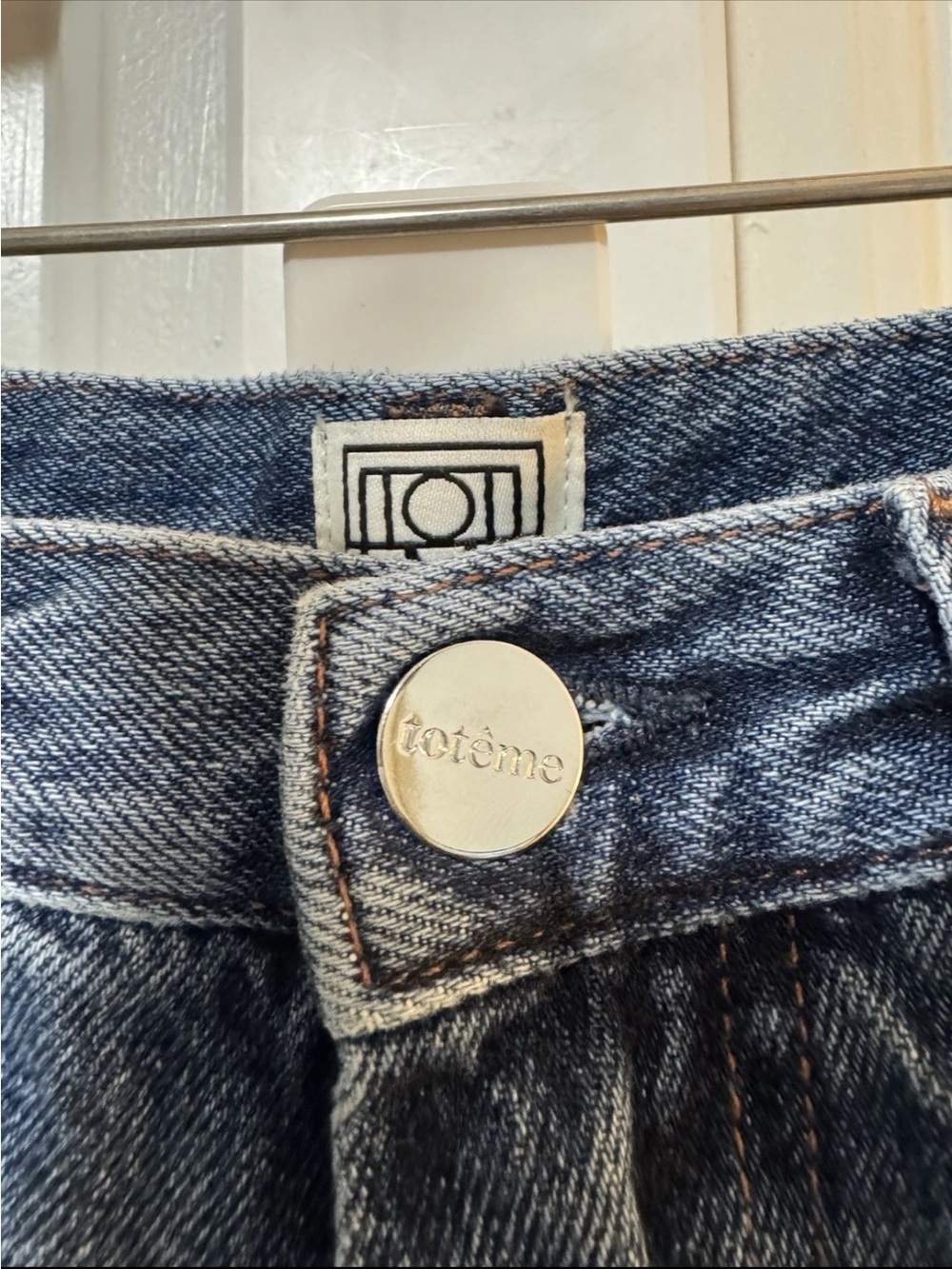 Toteme Twisted Seam Denim Medium Washed Blue Size 28 - Picture 4 of 9